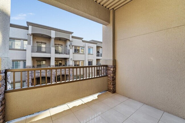 Building Photo - 5350 E Deer Valley Dr