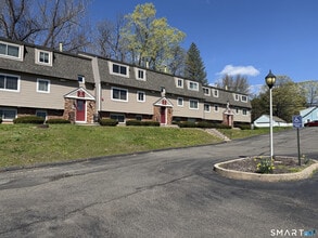 Building Photo - 75 Evergreene Rd