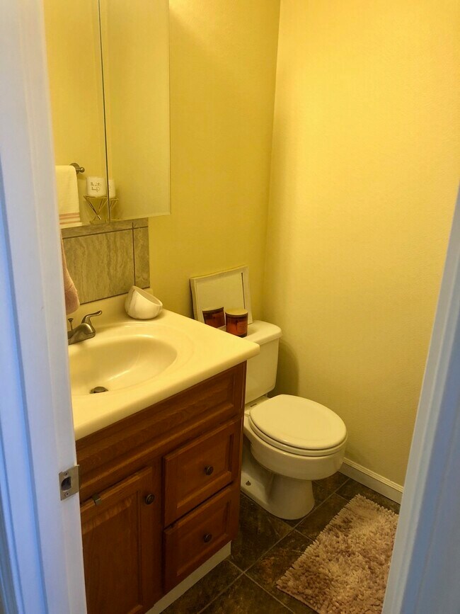 Building Photo - 4808 Malibu Rd