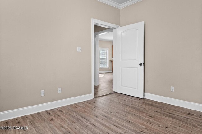 Building Photo - 1115 Jules Broussard Rd