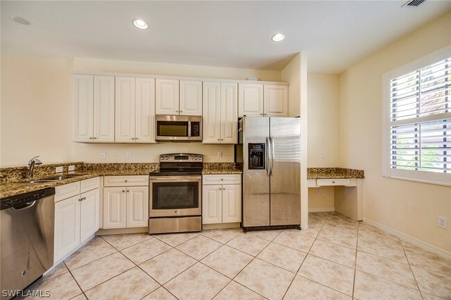 Building Photo - 11947 Nalda St