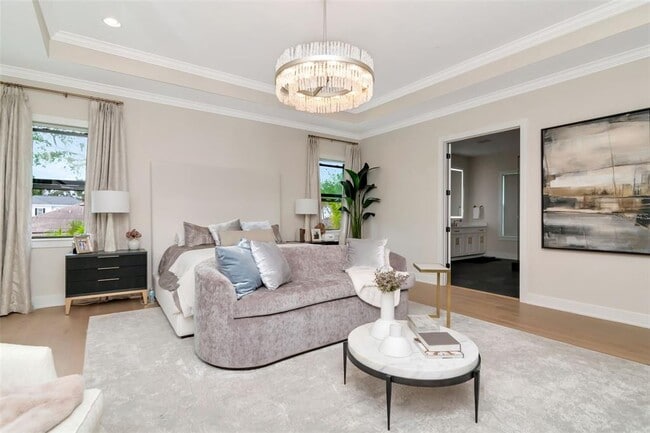 Building Photo - 4111 W Swann Ave