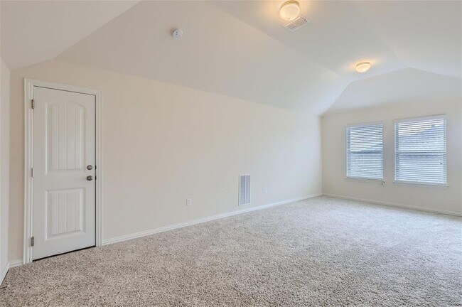 Building Photo - 602 Cardenas Ln