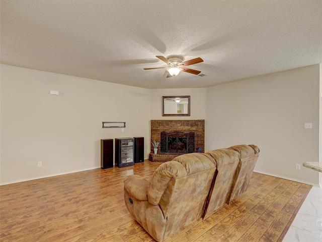 Building Photo - 9912 Carter Dr