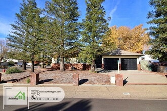 Building Photo - 310 Woodhill Dr