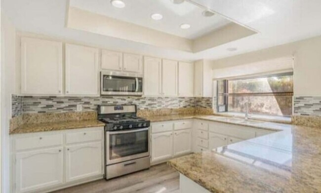 Building Photo - 1141 Vía Antibes