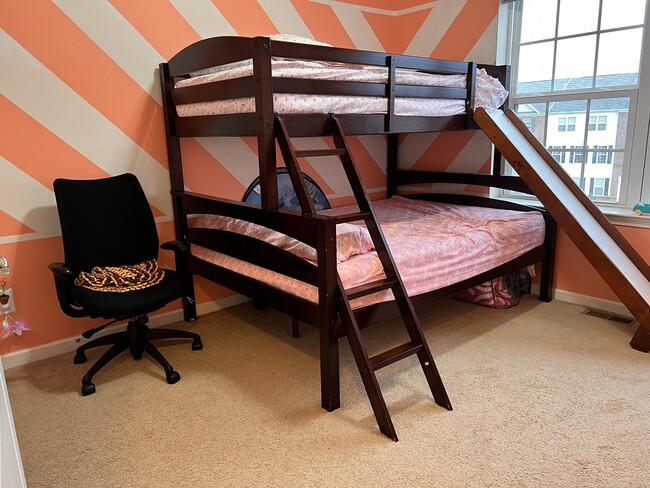 Building Photo - 7932 John Galt Wy