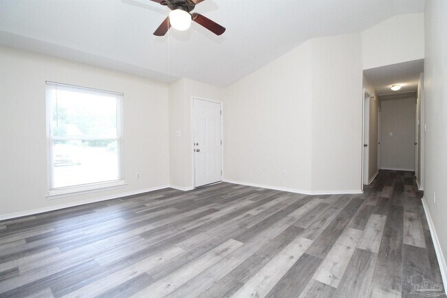 Building Photo - 8126 Crystal Wells Pl