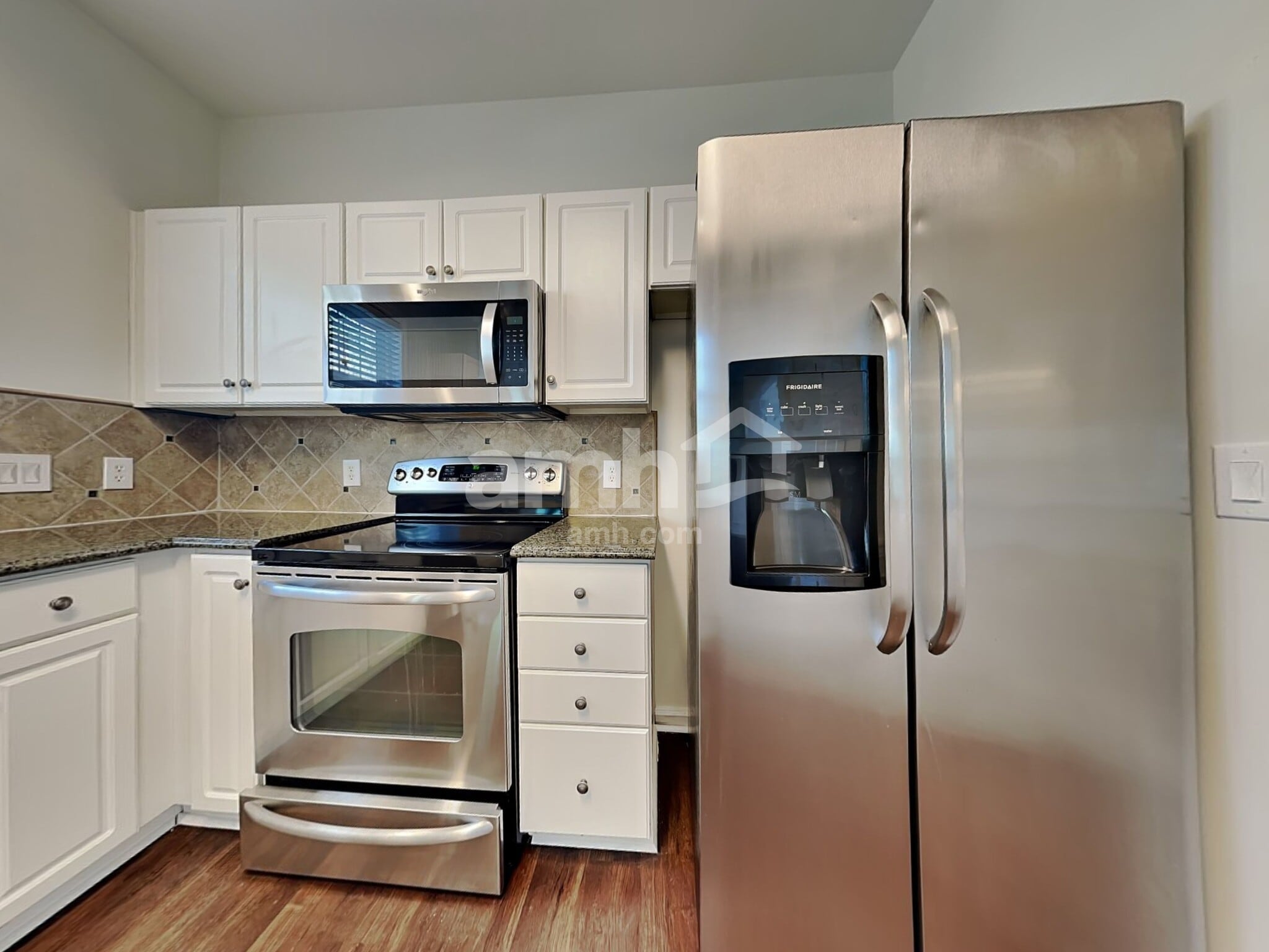 Building Photo - 6325 Elderslie Dr