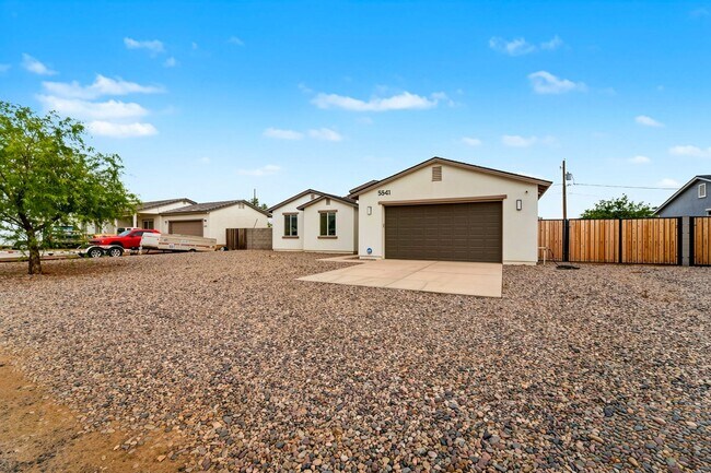 Building Photo - NO HOA! 2024 Build w/ RV Gate, Quartz Kitchen & 4 Spacious Bedrooms