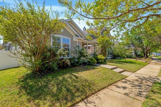 Building Photo - 9866 Birch Dr