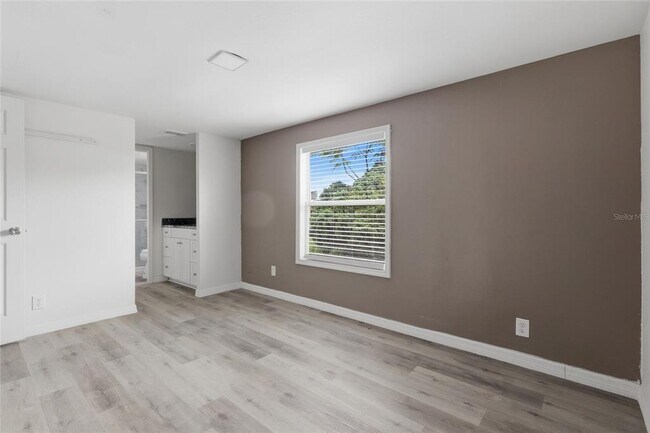 Building Photo - 36131 Zinnia Ave