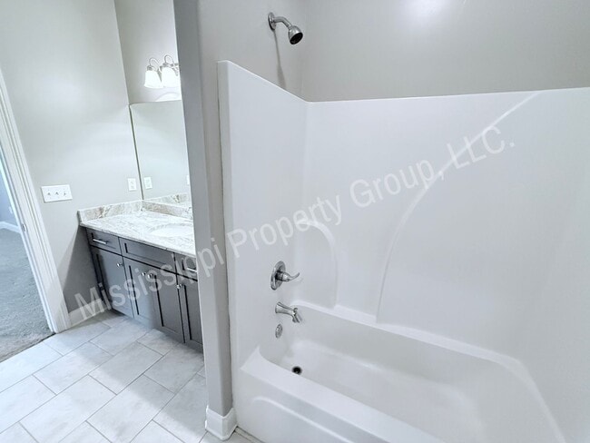 Building Photo - 4BR/4.5BA For Rent