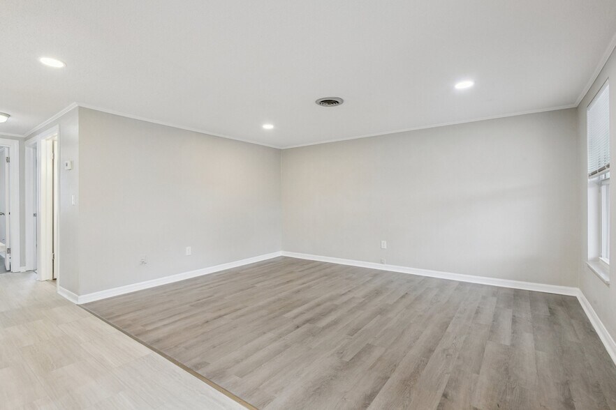 Building Photo - 1018 Osprey Ct