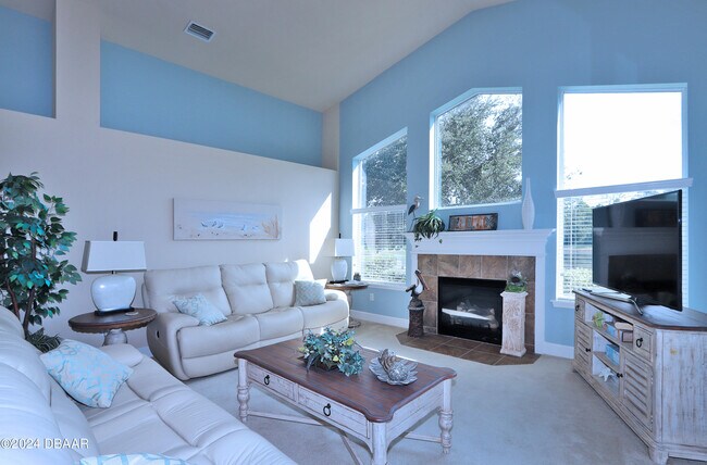 Building Photo - 1217 Harwick Ln