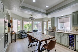 Building Photo - 5133 Southern Hills Ln