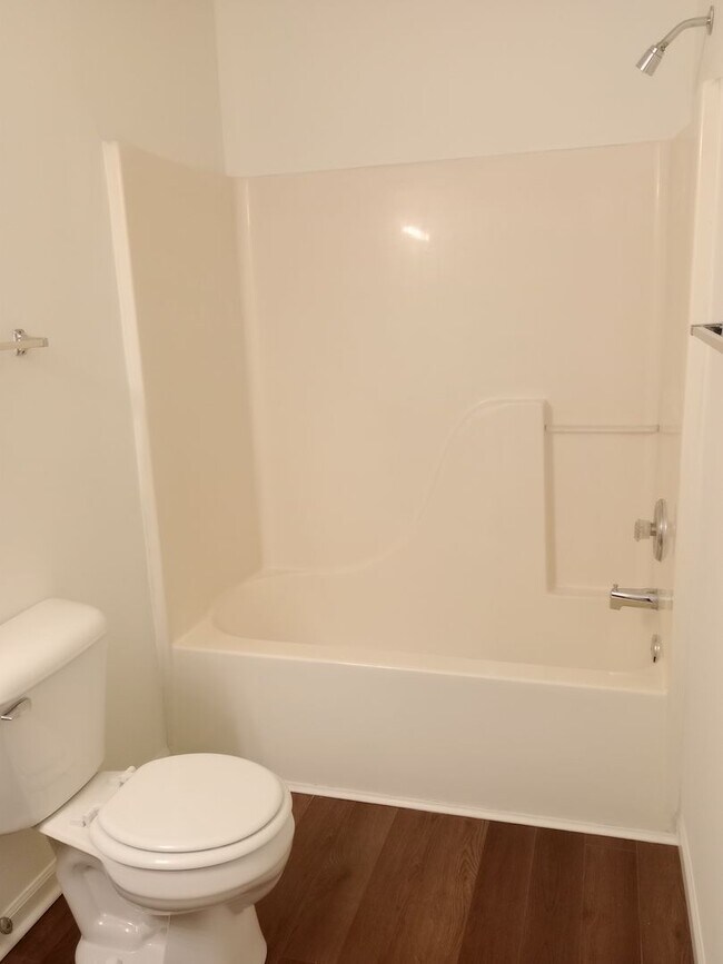 Building Photo - 5005-5007 Carrie Ridge Dr.