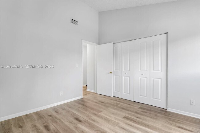 Building Photo - 3433 NW 44th St