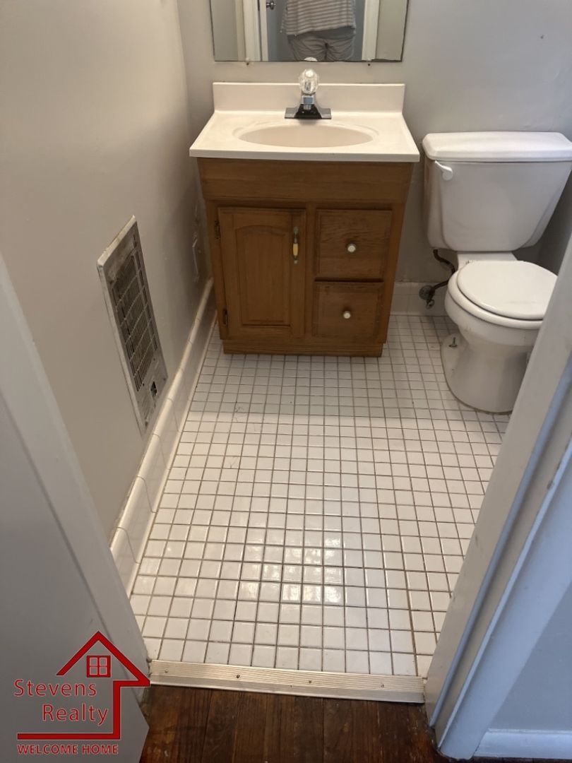 Building Photo - 3868 Mark Twain Cir