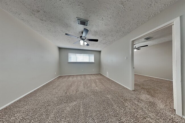 Building Photo - 4823 Owens Creek Ln