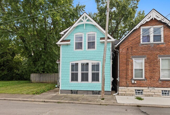 Building Photo - 983 McAllister Ave