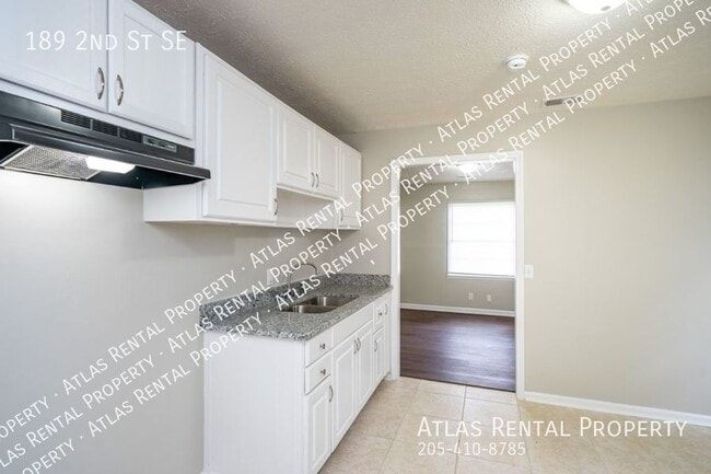 Building Photo - 189 2nd St SE