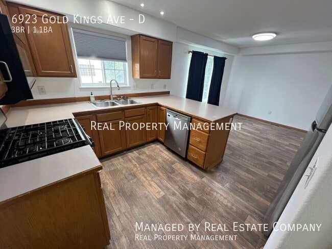 Building Photo - 6923 Gold Kings Ave