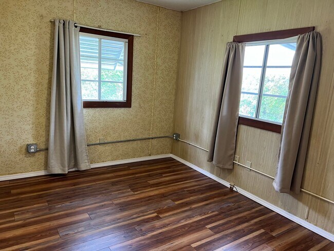 Building Photo - Woodson St, Amity