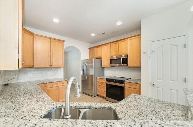Building Photo - 1622 Wilburn Park Ln NW