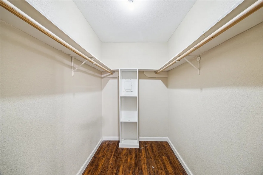 Building Photo - 12955 Woodforest Blvd