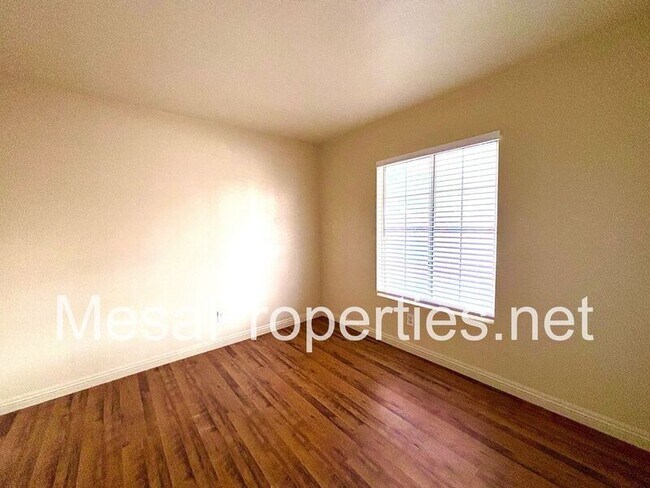 Building Photo - 10850 Villa St