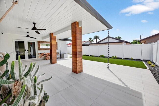 Building Photo - 13280 SW 39th Terrace