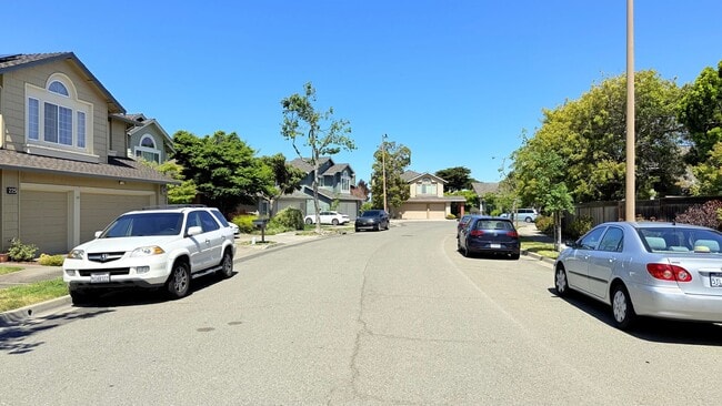 Building Photo - 223 Tipperary Lane -30% Rental Fee
