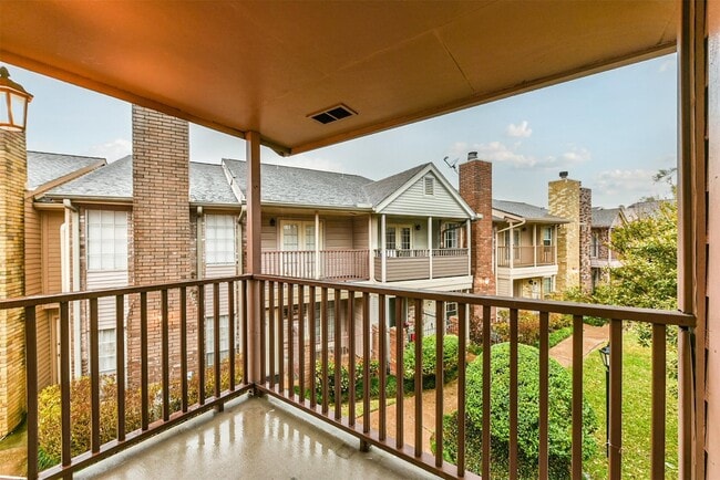 Building Photo - 3100 Jeanetta St