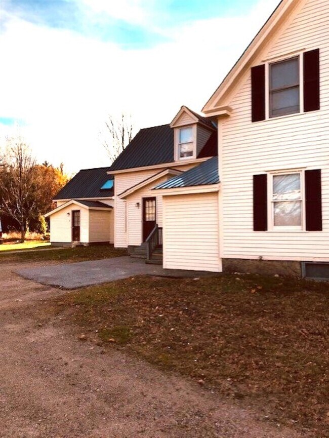 Building Photo - 1393 US-302