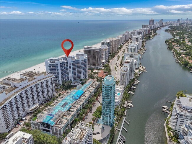 Building Photo - 5959 Collins Ave