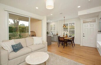 Building Photo - Bern