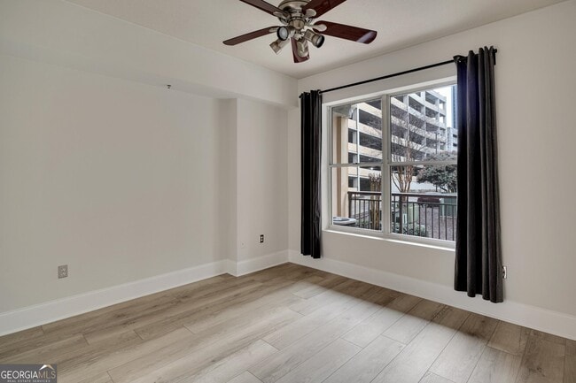 Building Photo - 1101 Juniper St NE