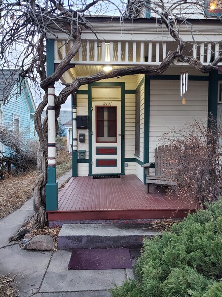 Building Photo - 317 E Willamette Ave