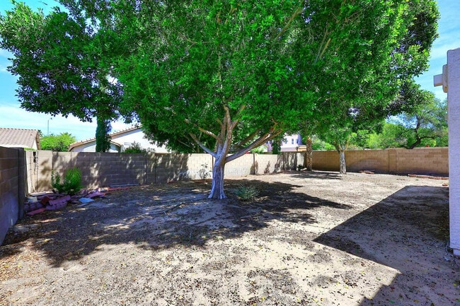 Building Photo - 6214 E Virginia St