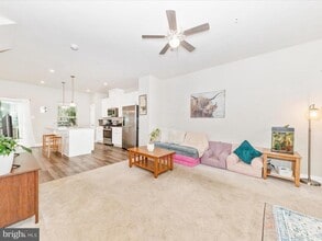 Building Photo - 7129 Bodkin Wy