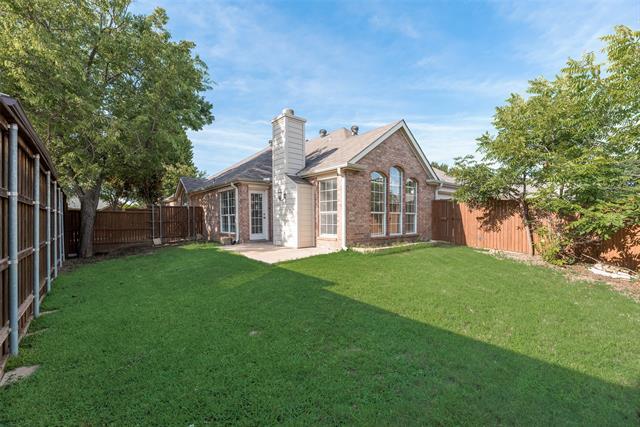 Building Photo - 10519 Camelot Dr