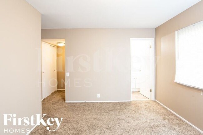 Building Photo - 3310 Hambletonian Dr