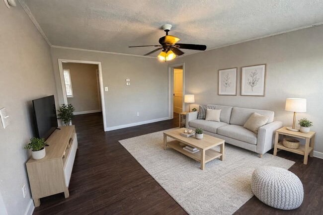 Building Photo - 210 Highview Ave