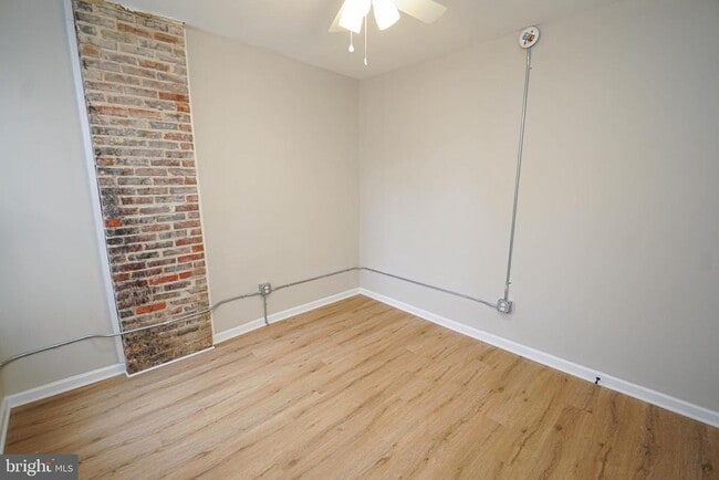 Building Photo - 218 S Pennsylvania Ave