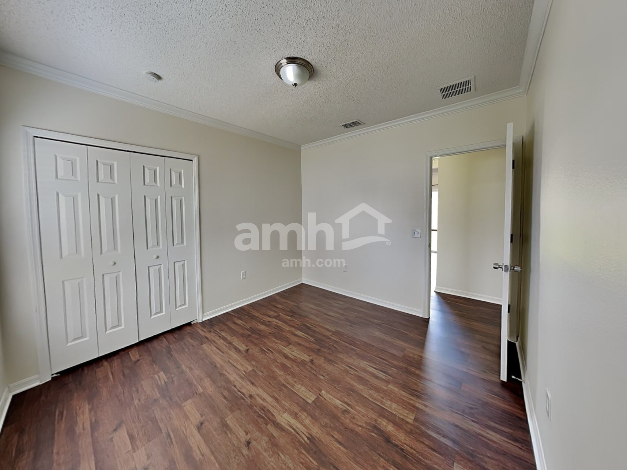 Building Photo - 306 Chiquita Ct