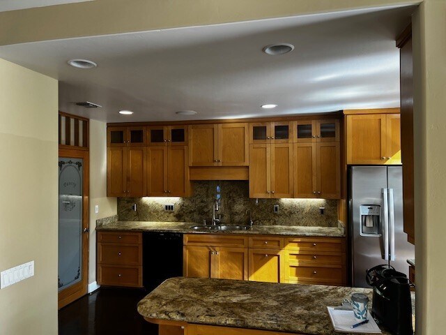 Building Photo - 2211 Cecelia Ter