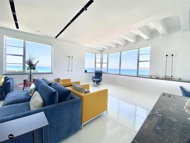 Building Photo - 5255 Collins Ave