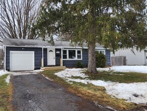 Building Photo - 311 Rebecca St