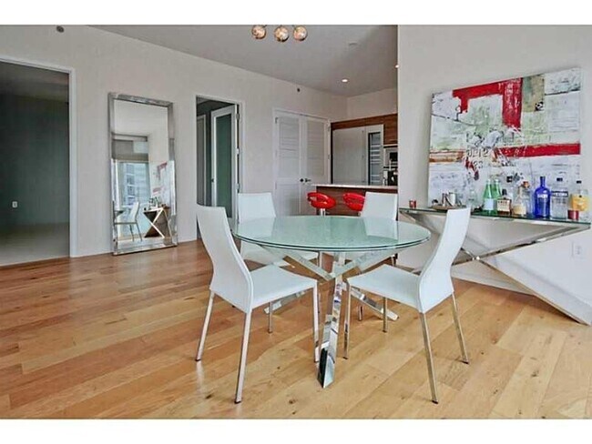 Building Photo - 45 Ivan Allen Jr Blvd NW